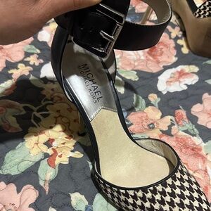 Michael Kors Houndstooth Black and Cream Heels